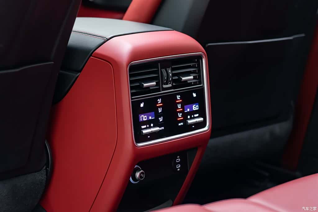 Porsche Cayenne, 2022 12