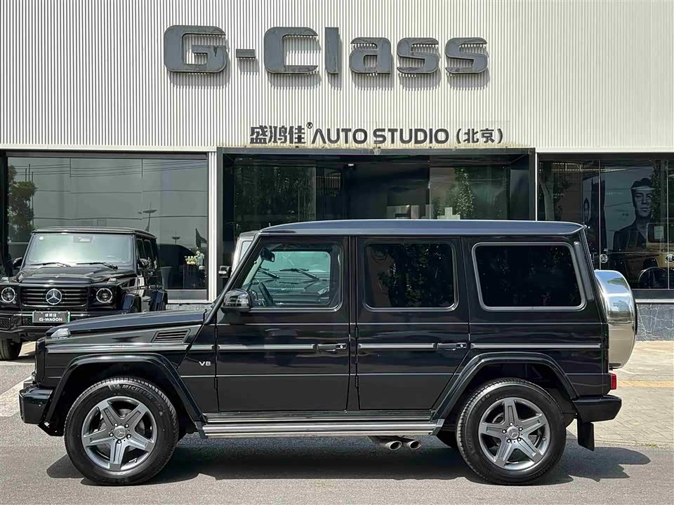 Mercedes-Benz G-class