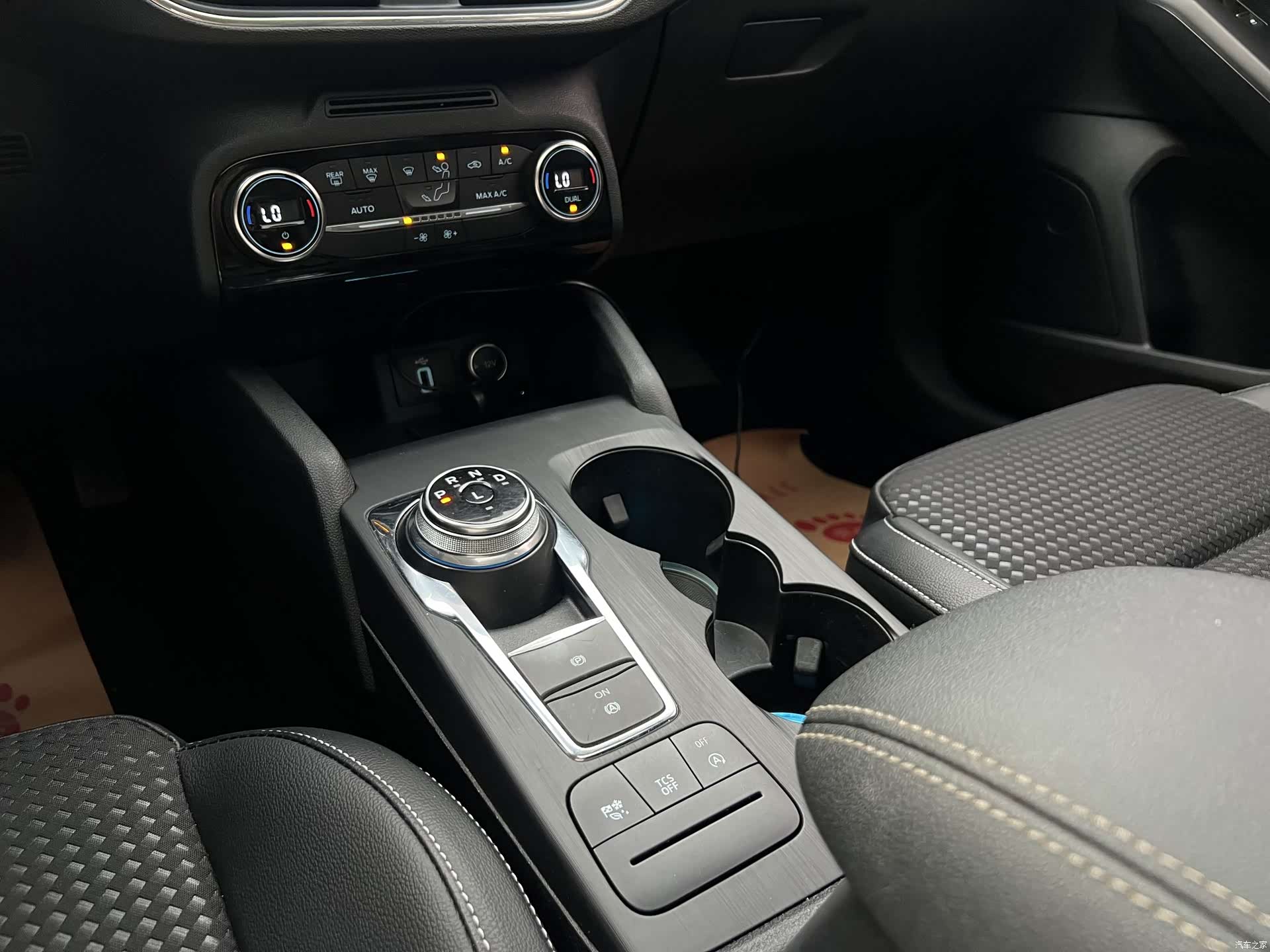 Ford Focus, 2020 18