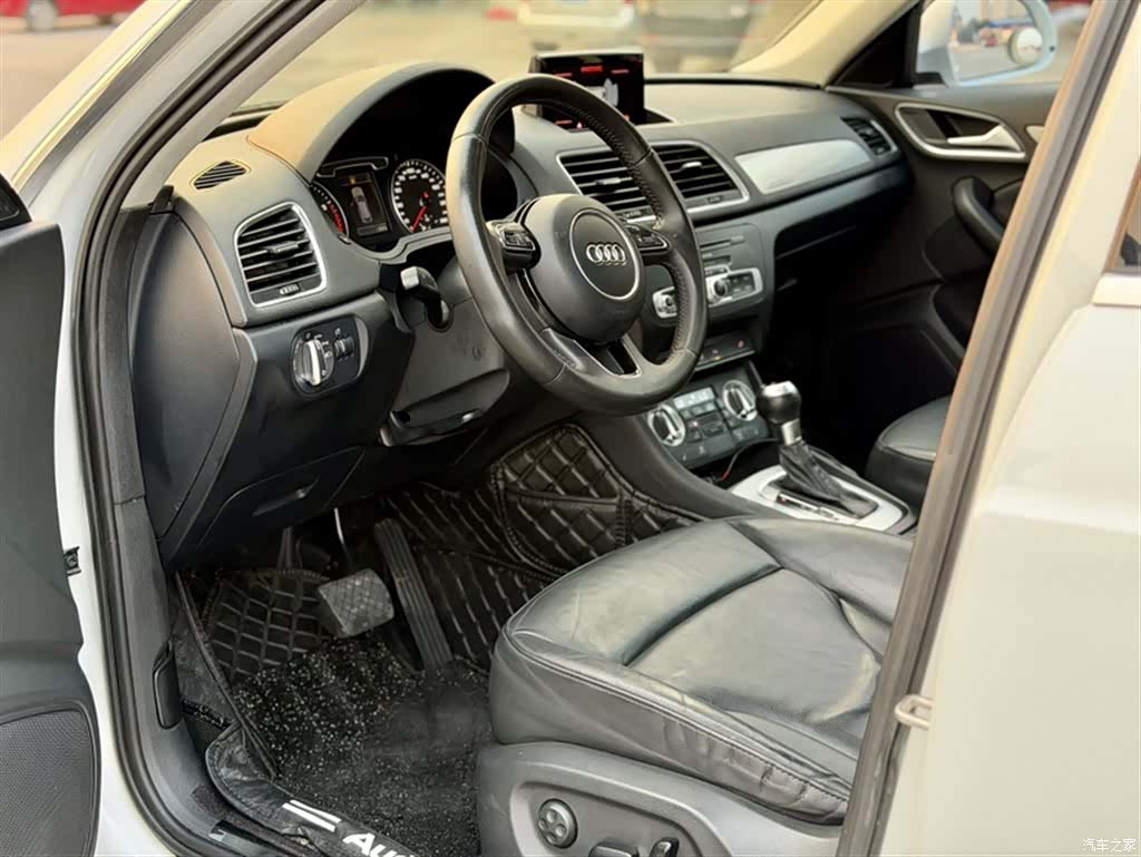 Audi Q3, 2014 10