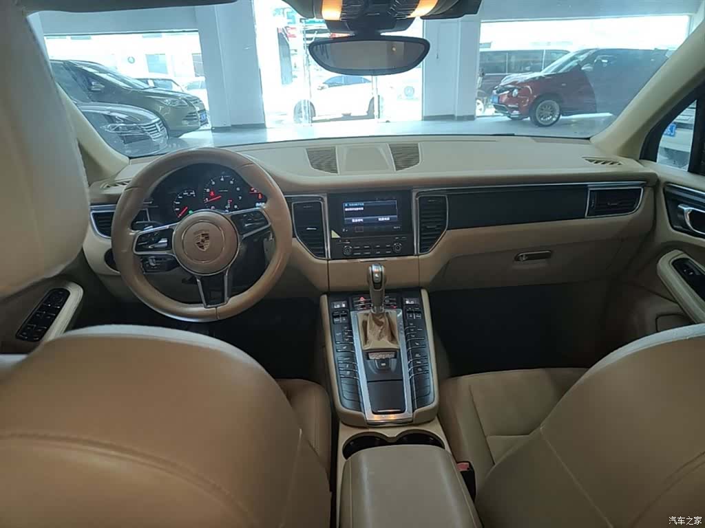 Porsche Macan, 2016 6