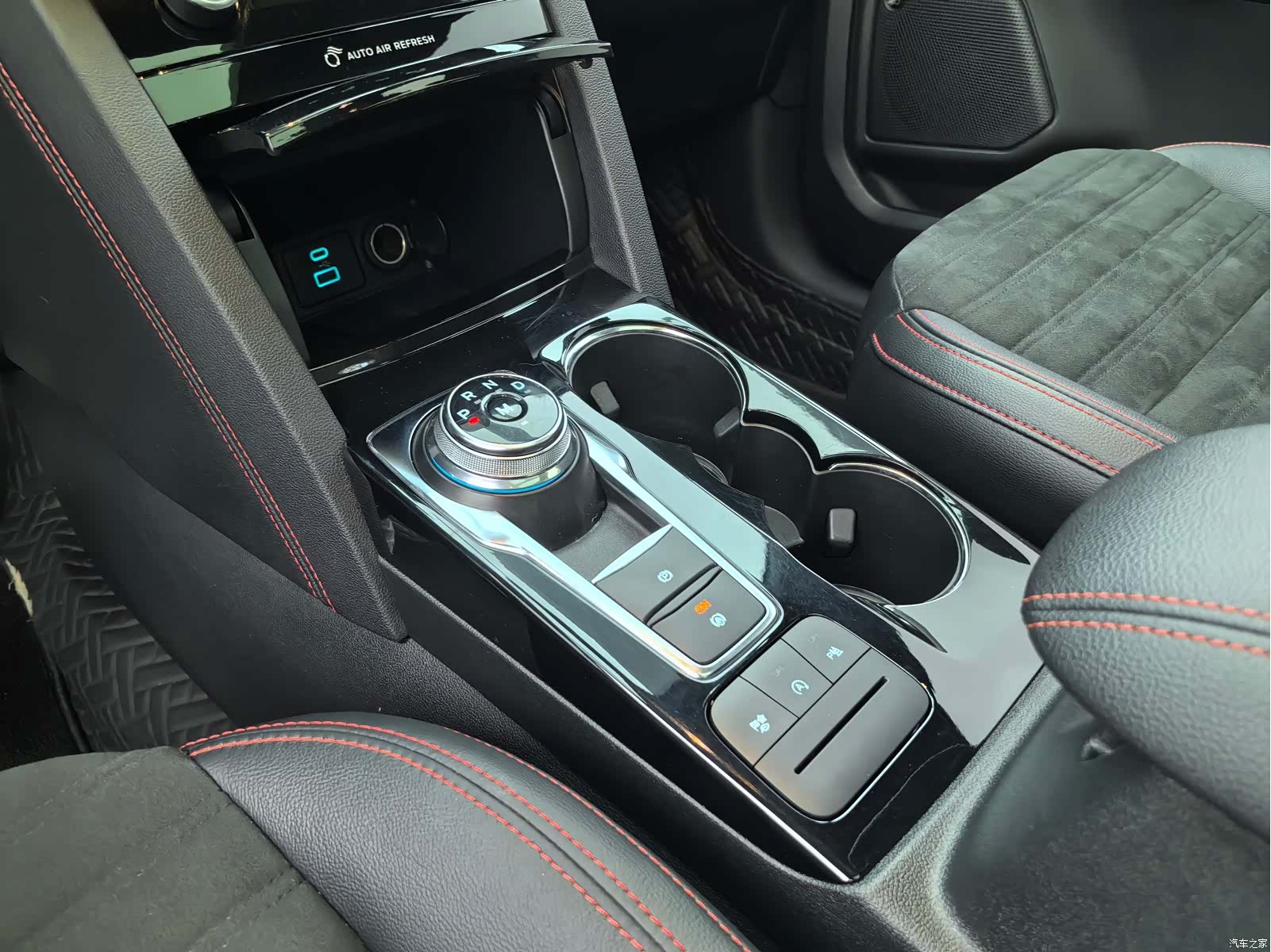 Ford Escape, 2022 16