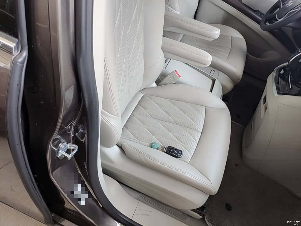 Buick GL8, 2024 25