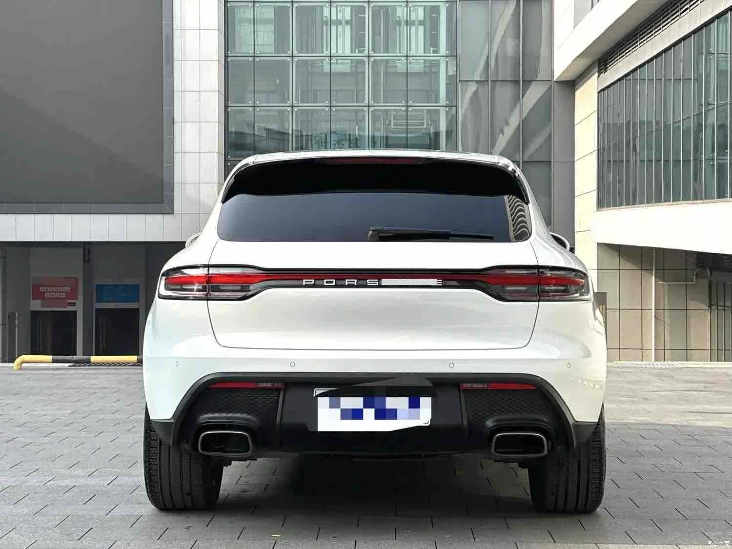 Porsche Macan, 2022 все фото