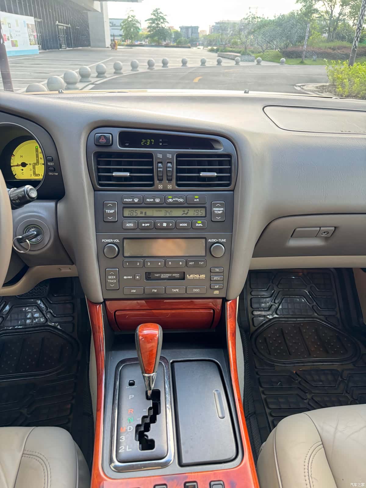 Lexus GS, 2003 19