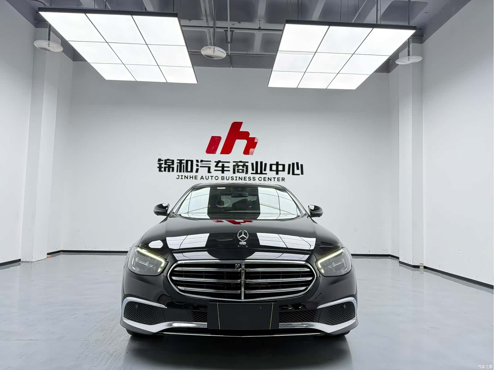 Mercedes-Benz E-Class, 2023 1