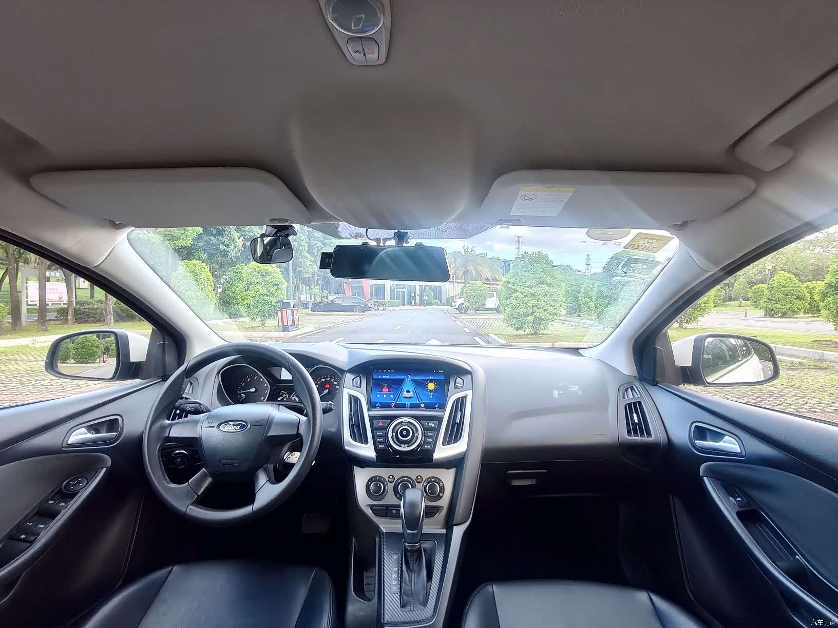 Ford Focus, 2013 19