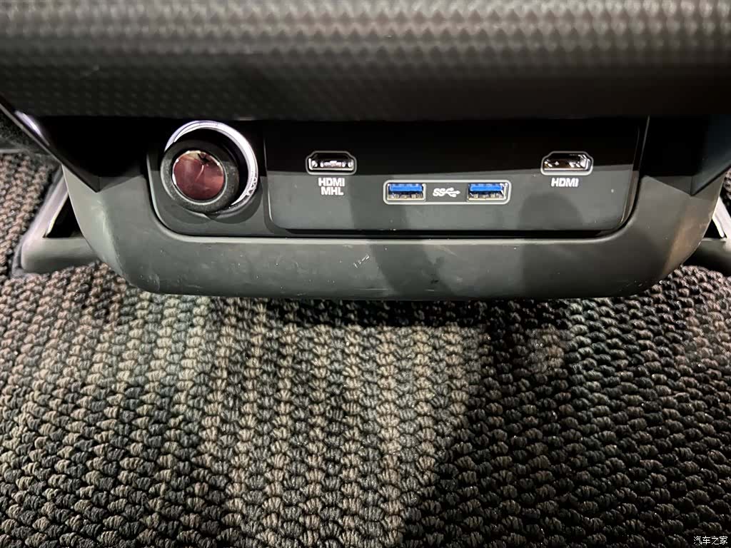 Land Rover Range Rover, 2019 18