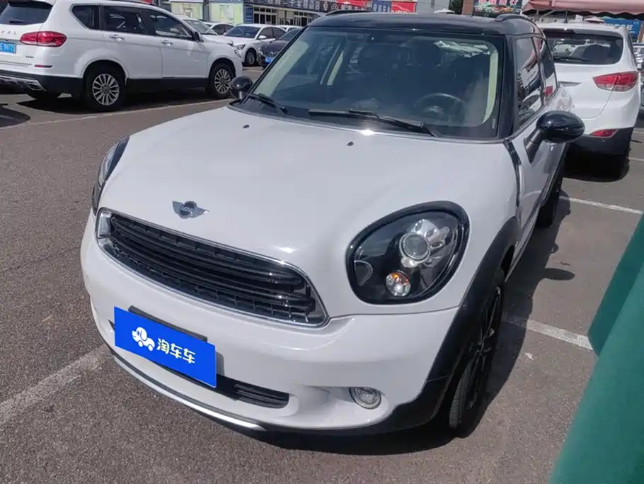 MINI COUNTRYMAN