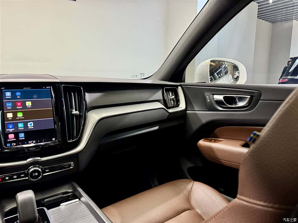 Volvo XC60, 2022 29