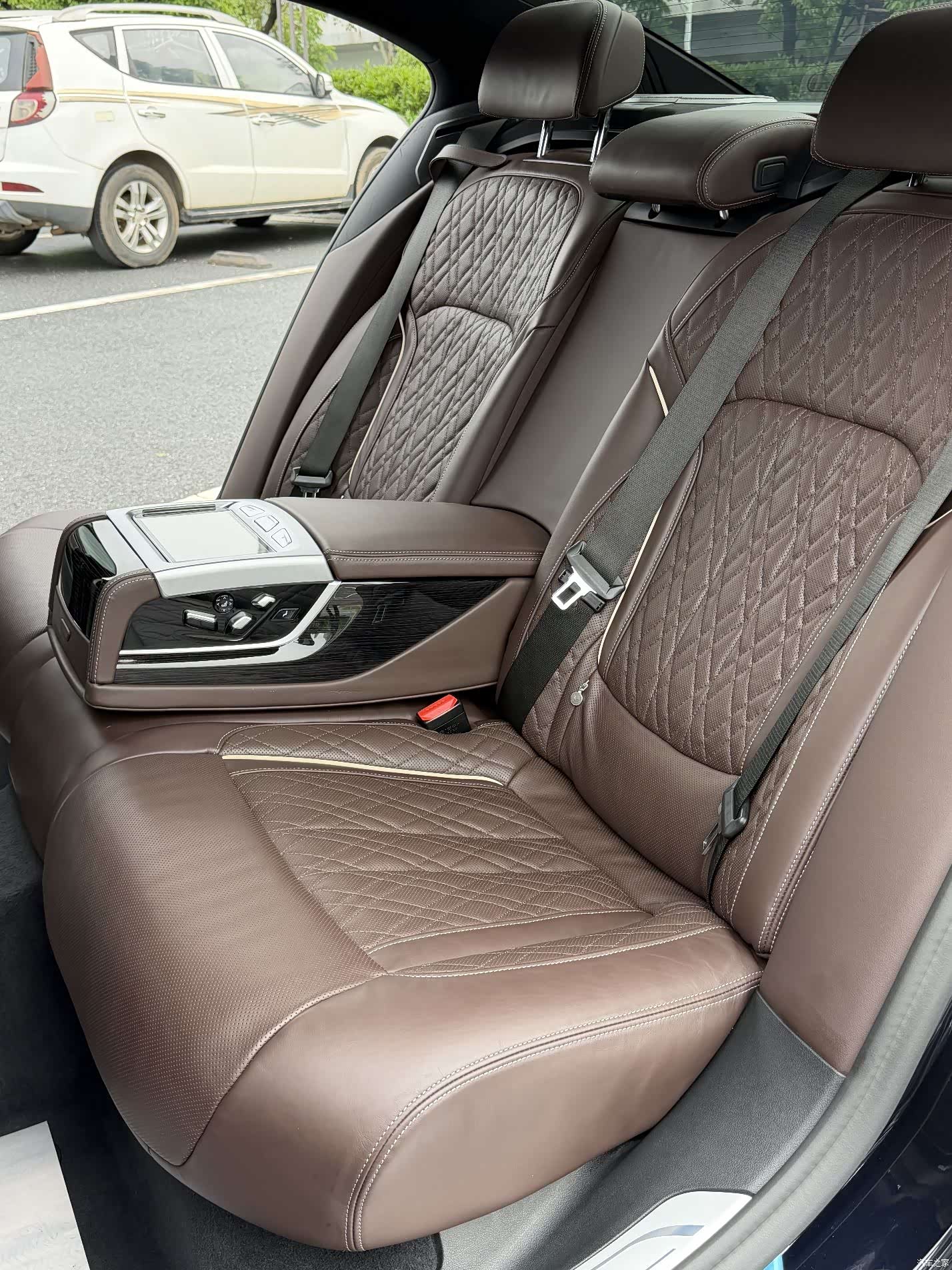 BMW 7 Series, 2021 12