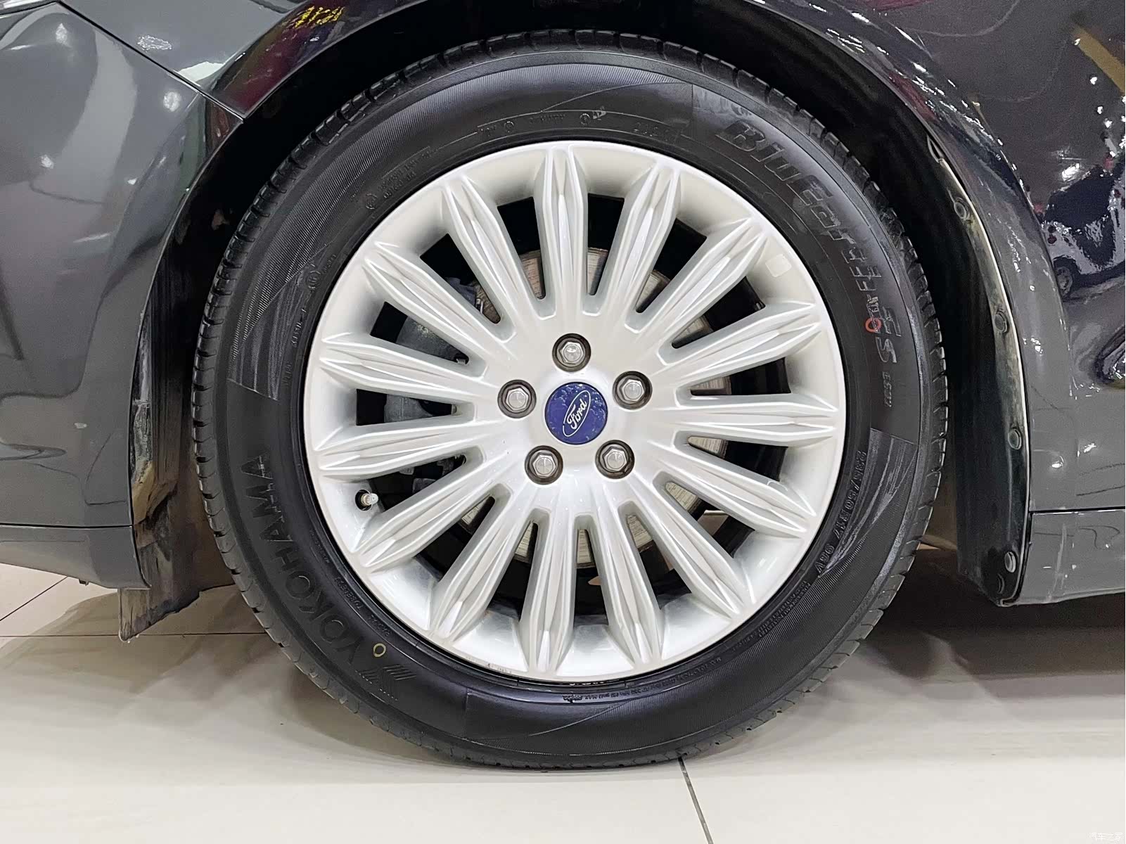 Ford Mondeo, 2014 12