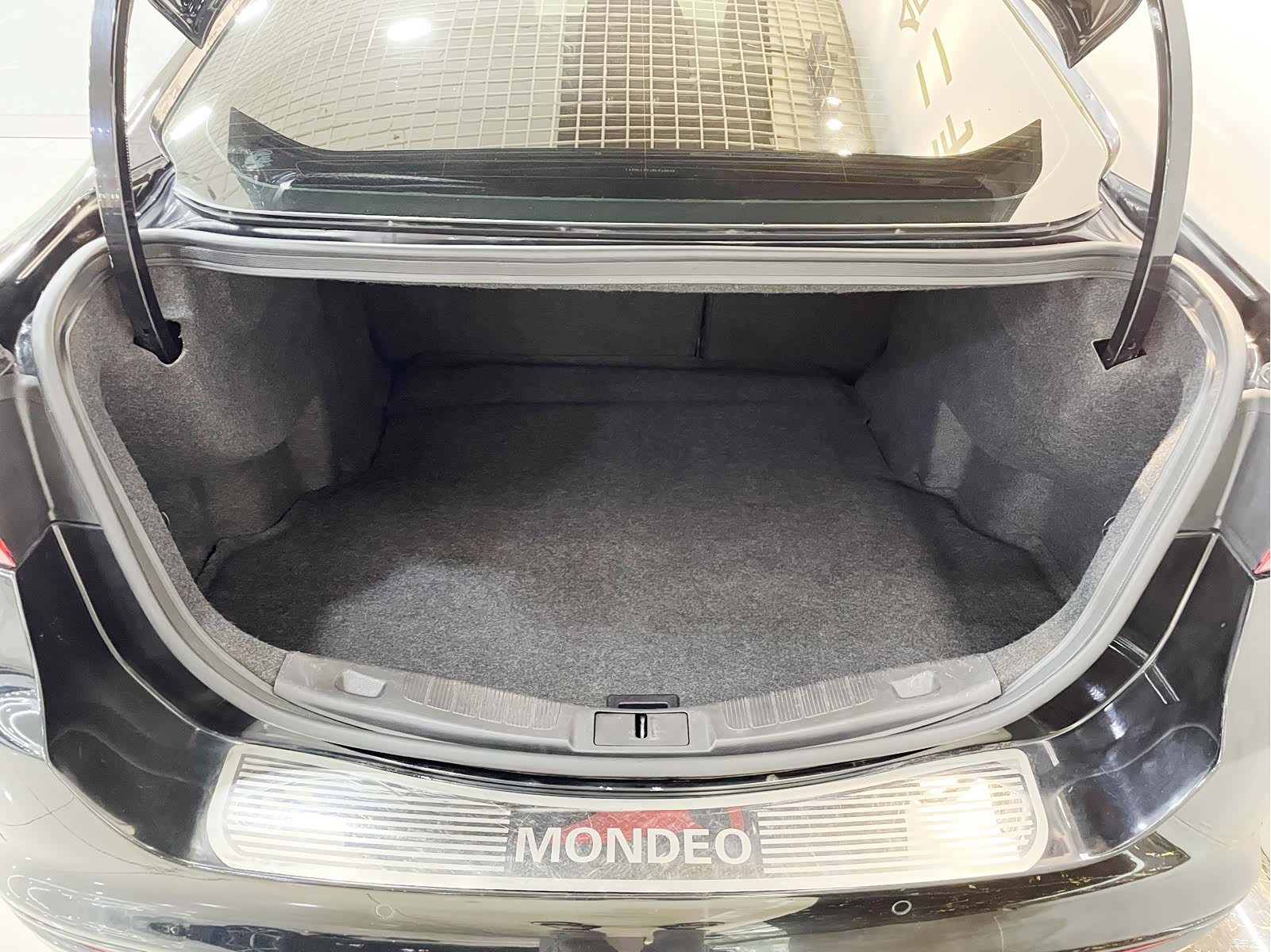 Ford Mondeo, 2014 27