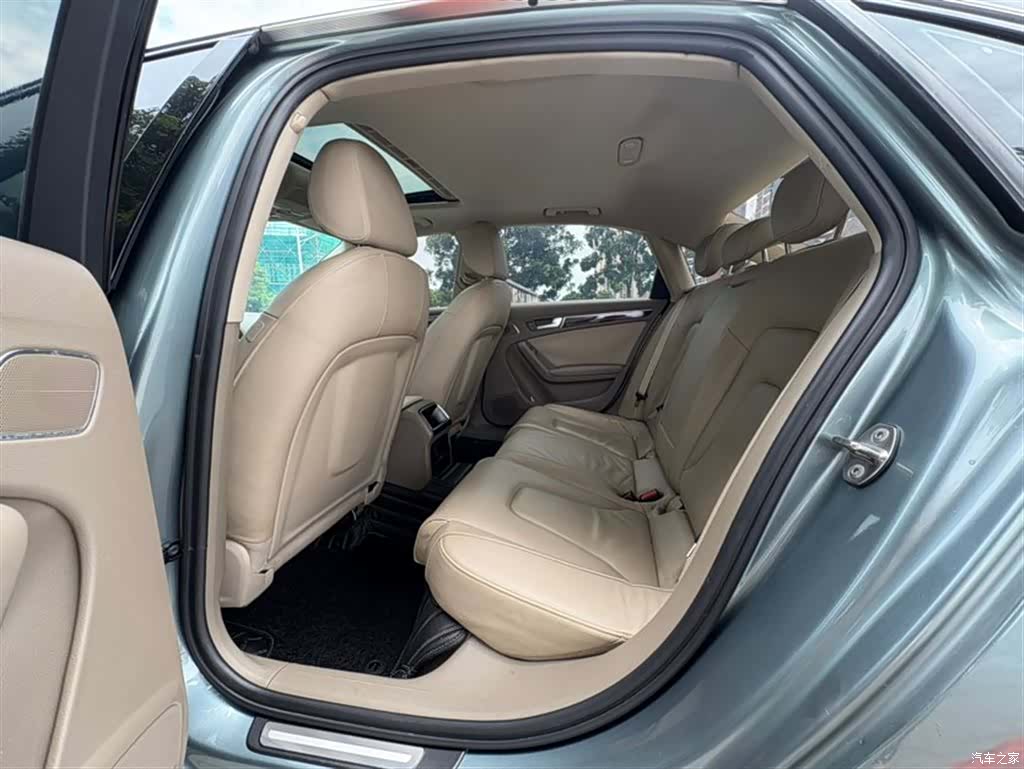 Audi A4L, 2012 6