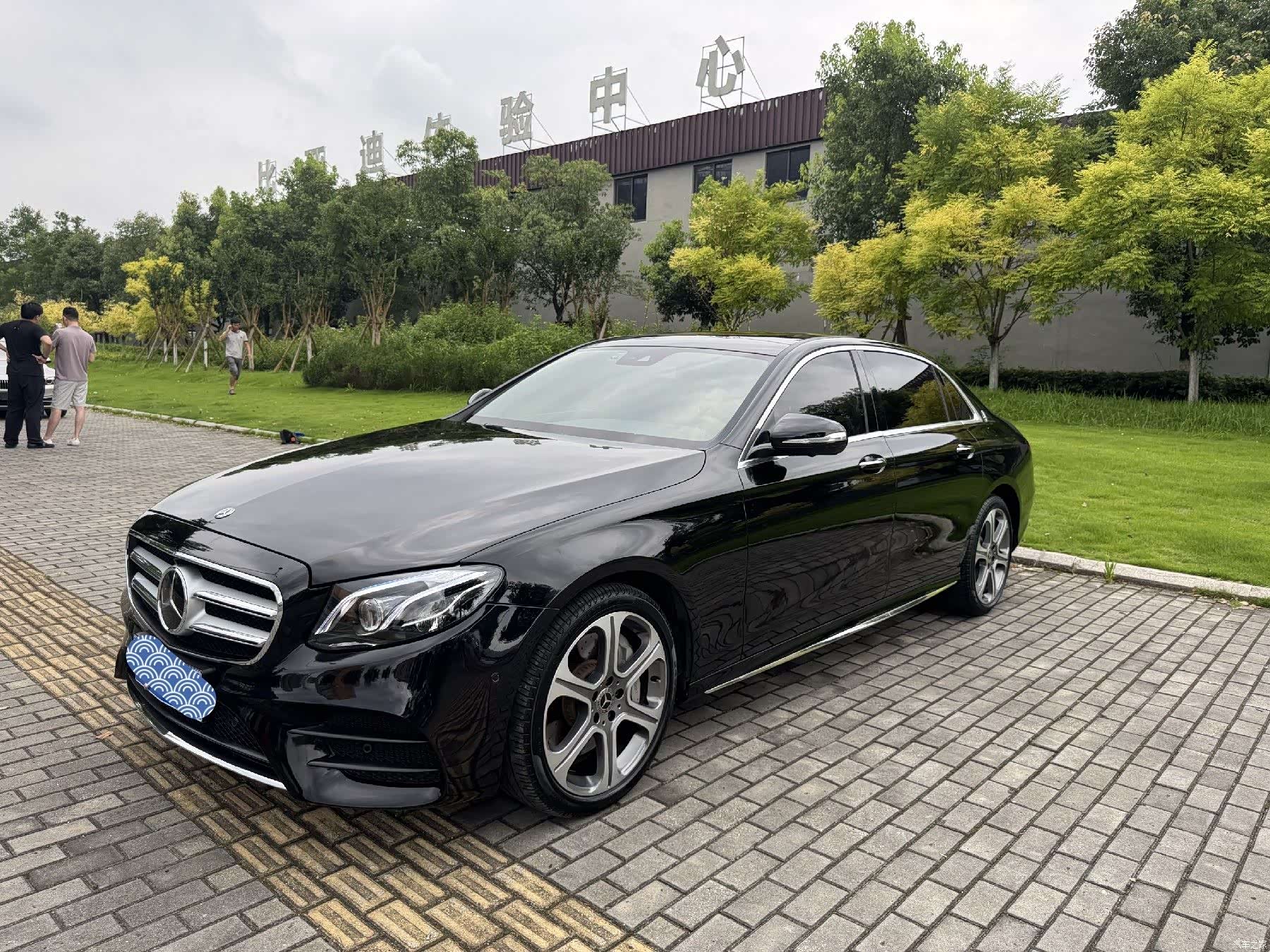 Mercedes-Benz E-Class, 2018 1