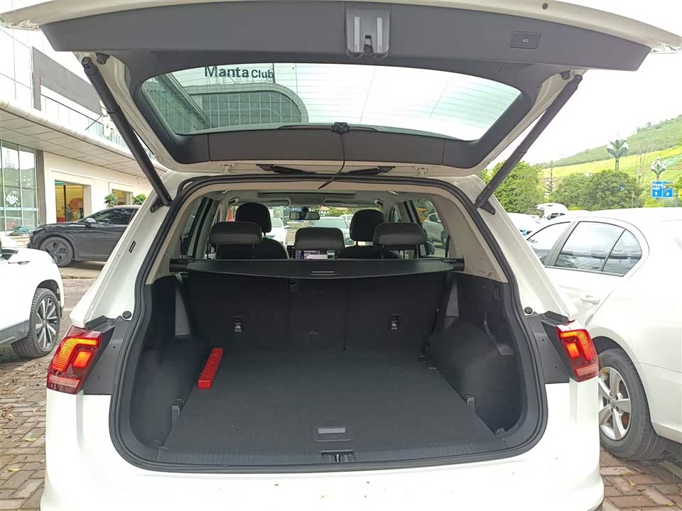 Volkswagen Tiguan L Volkswagen Tiguan L