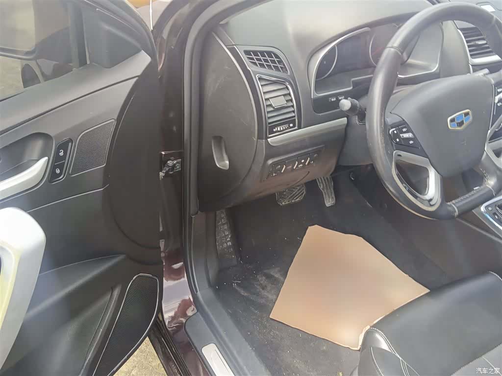 Geely Emgrand, 2016 12