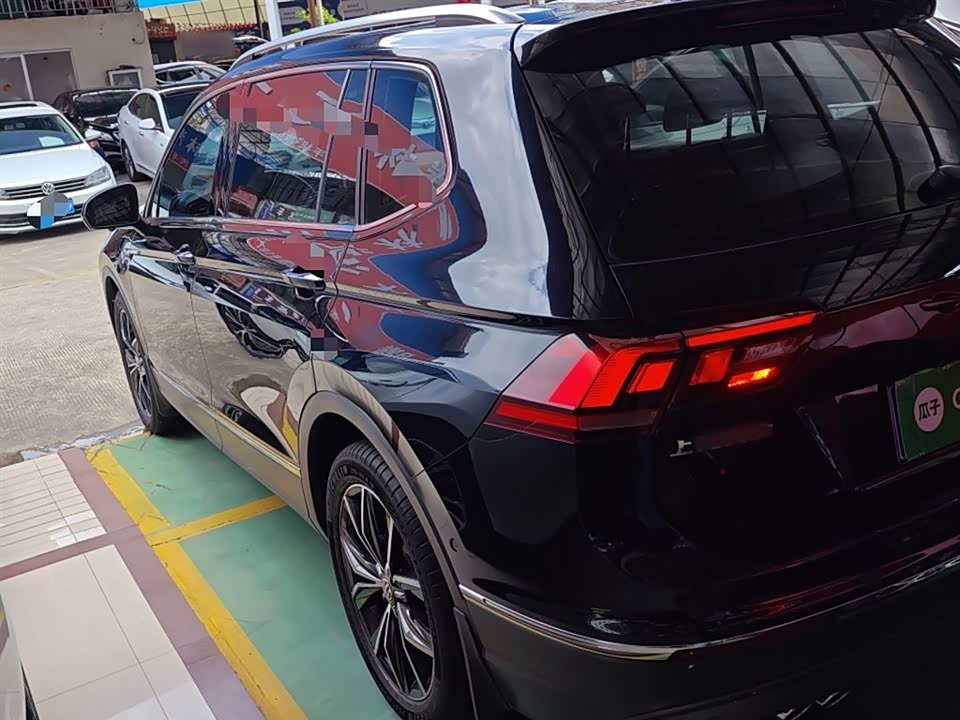 Volkswagen Tiguan L