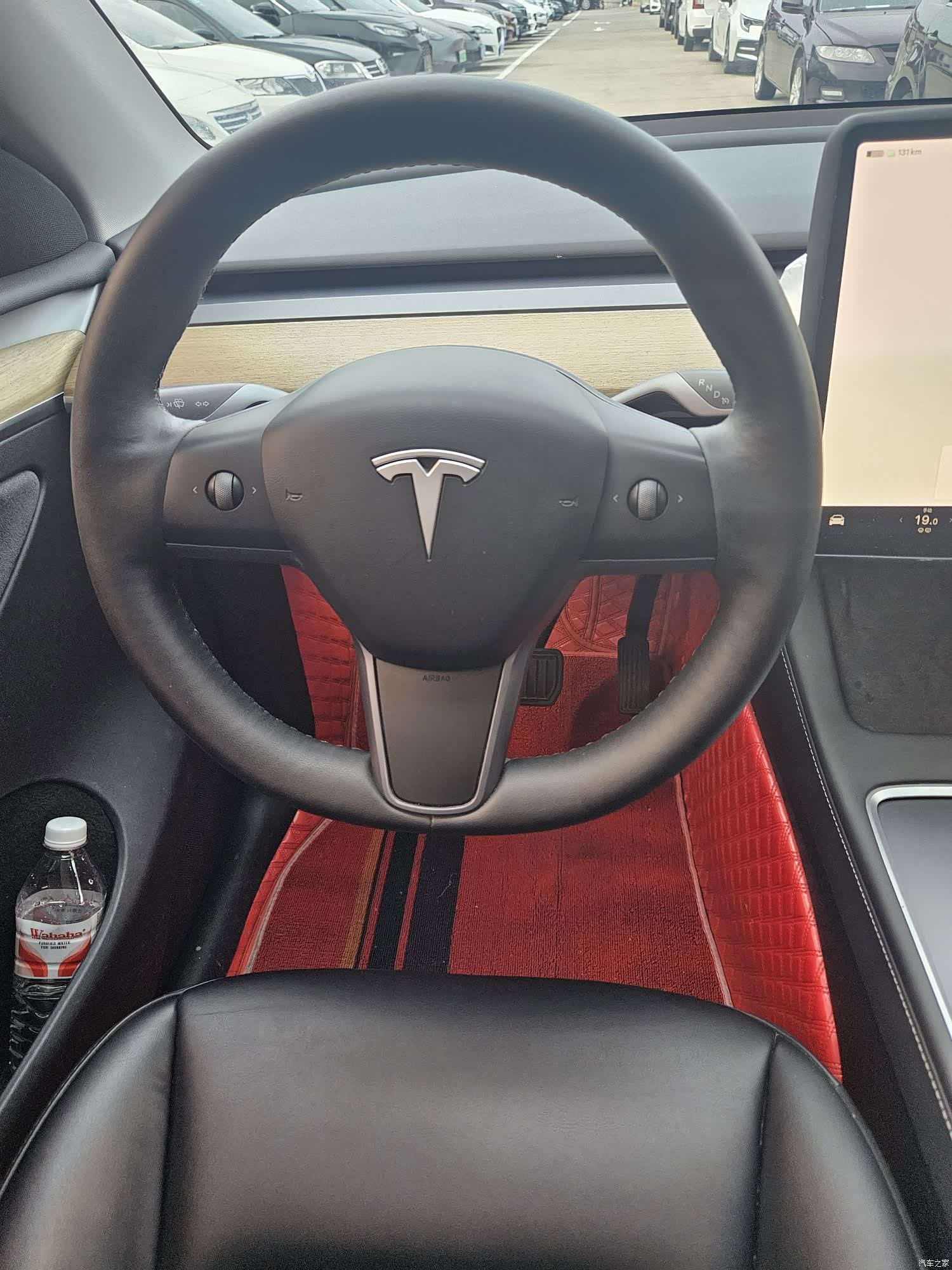 Tesla Model Y, 2023 9
