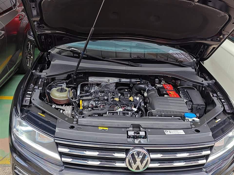 Volkswagen Tiguan L