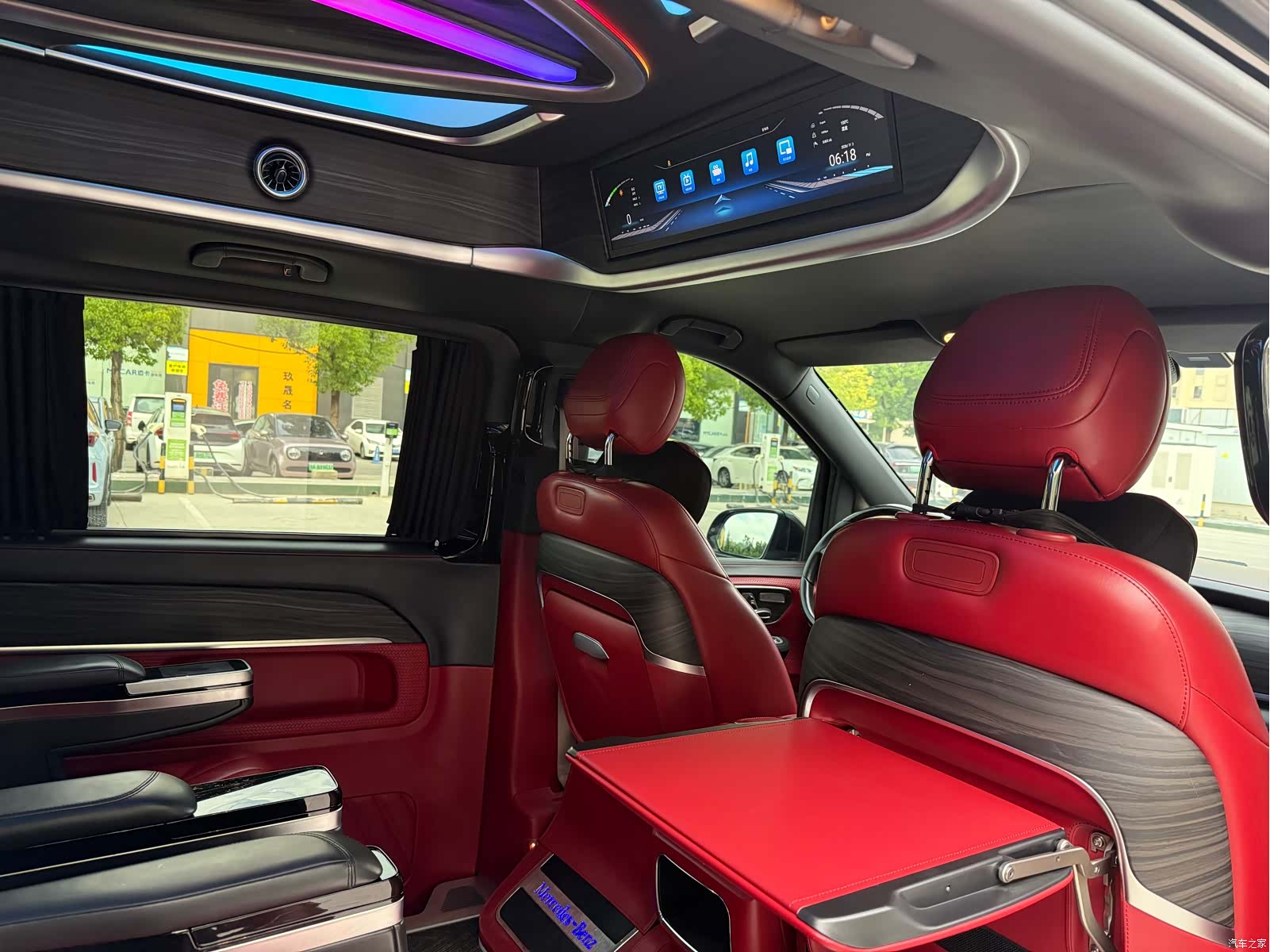 Mercedes-Benz V-Class, 2023 все фото