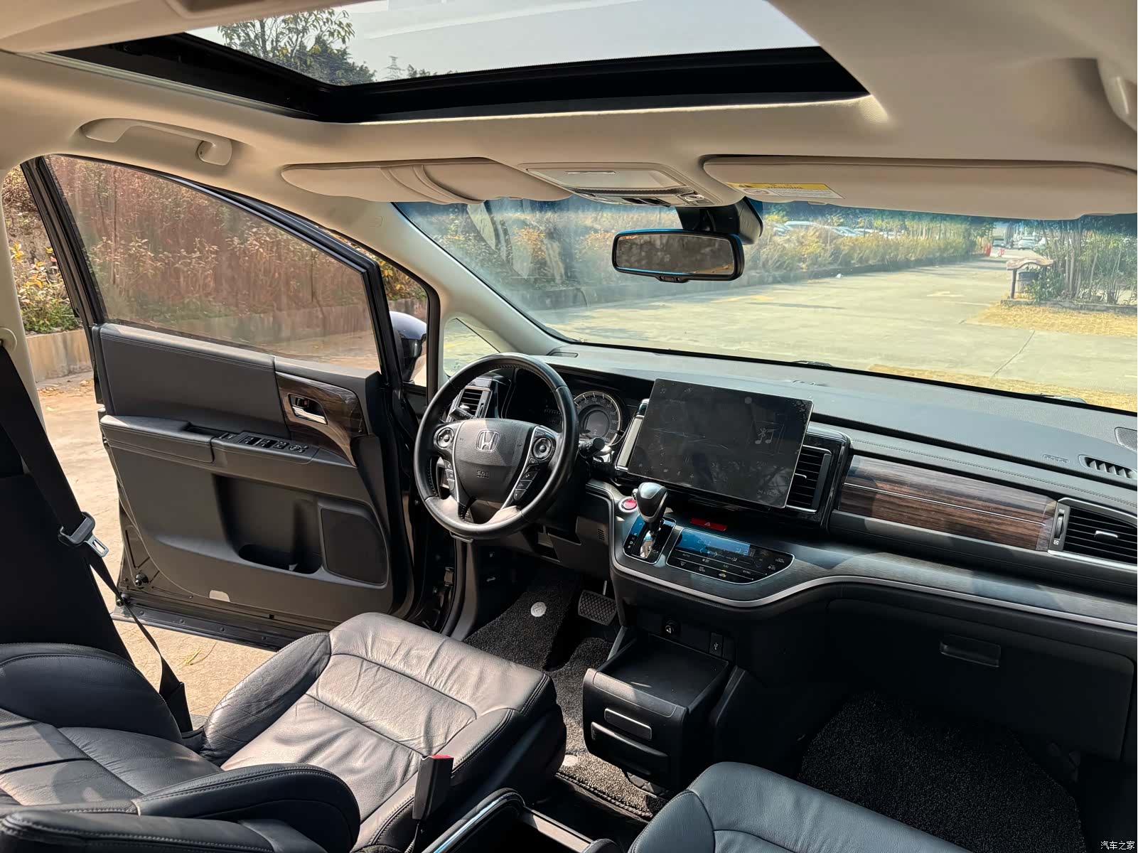 Honda Elysion, 2019 12