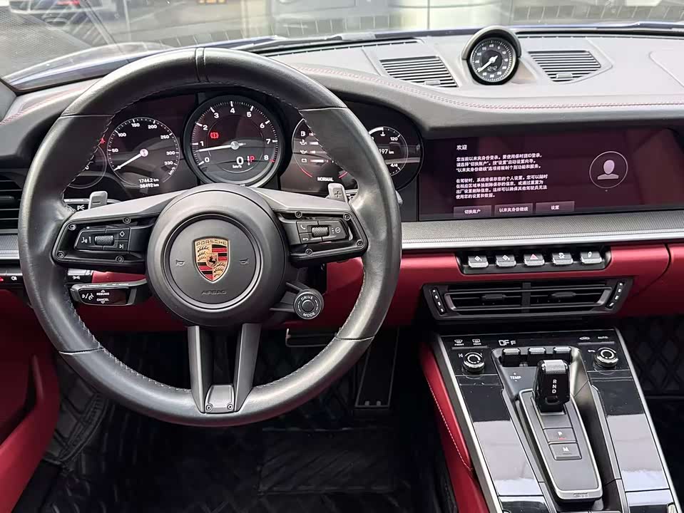 Porsche 911