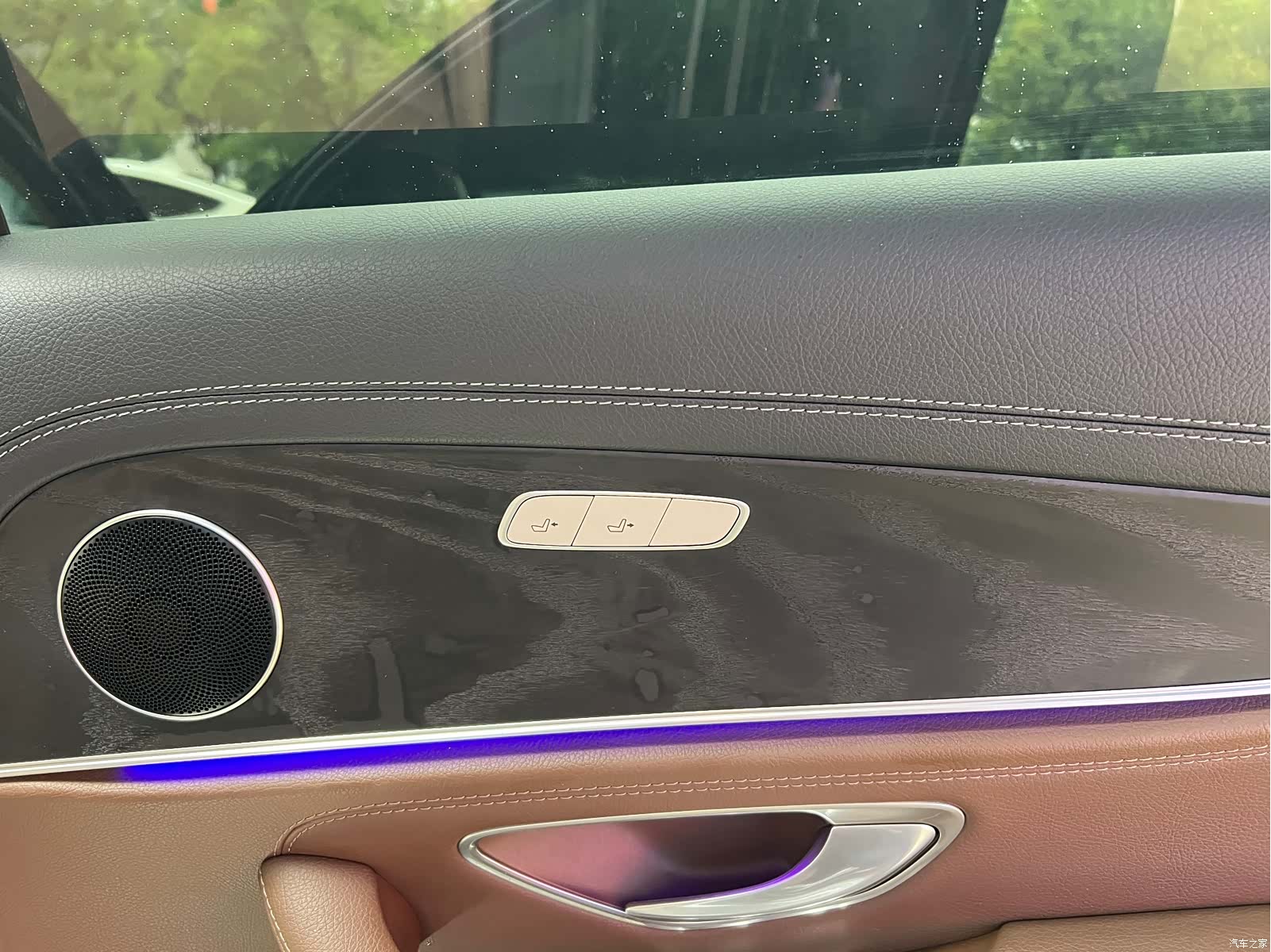 Mercedes-Benz E-Class, 2020 18