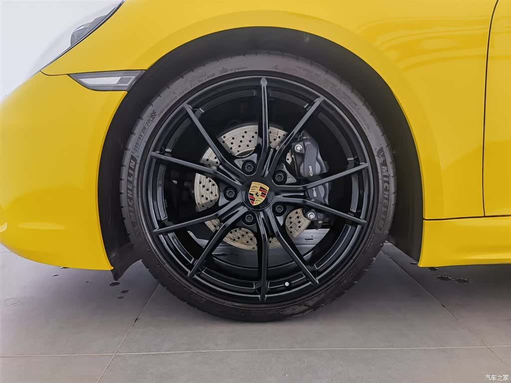 Porsche Cayman, 2022 17
