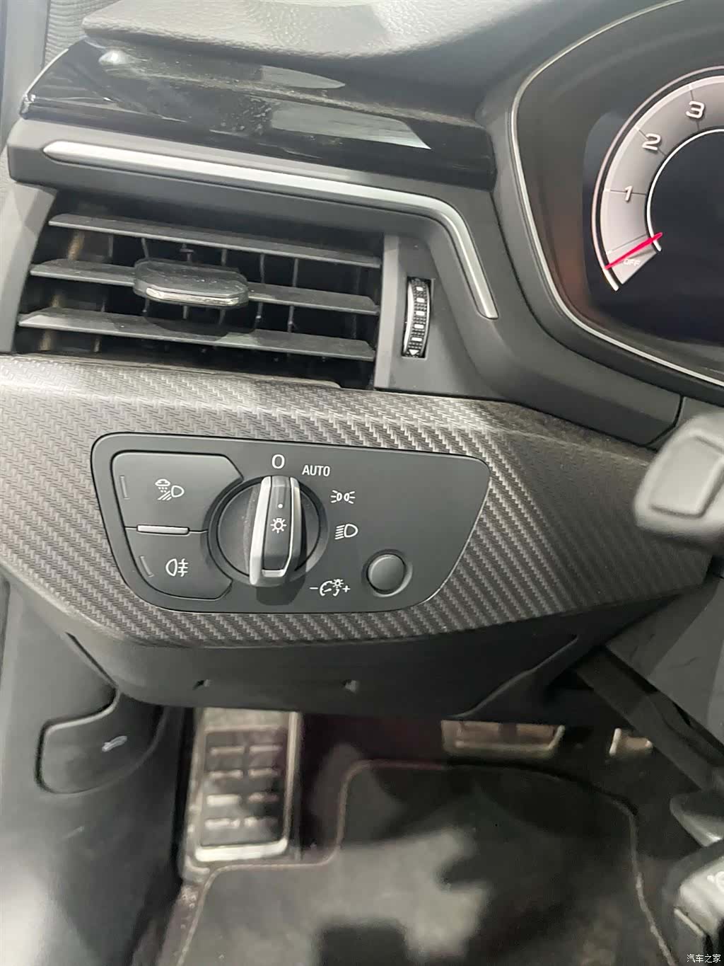 Audi A4L, 2024 9