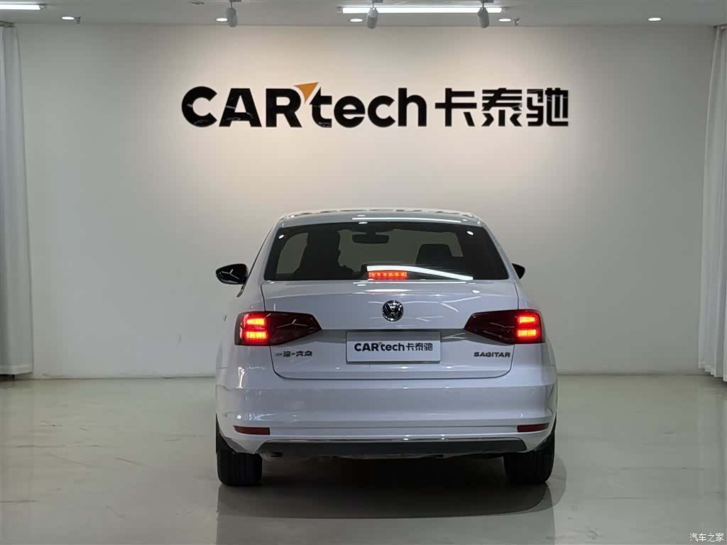 Volkswagen Sagitar, 2019 все фото