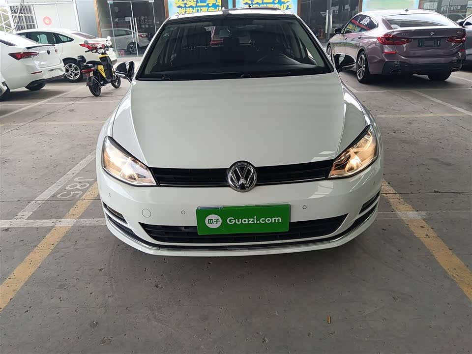 Volkswagen golf