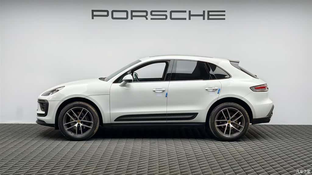 Porsche Macan, 2024 4