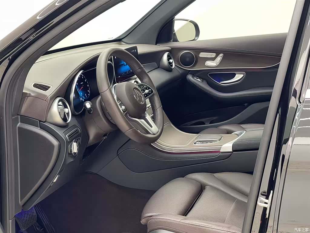 Mercedes-Benz GLC, 2020 12