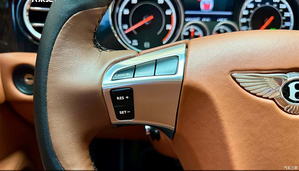 Bentley Flying Spur, 2019 10