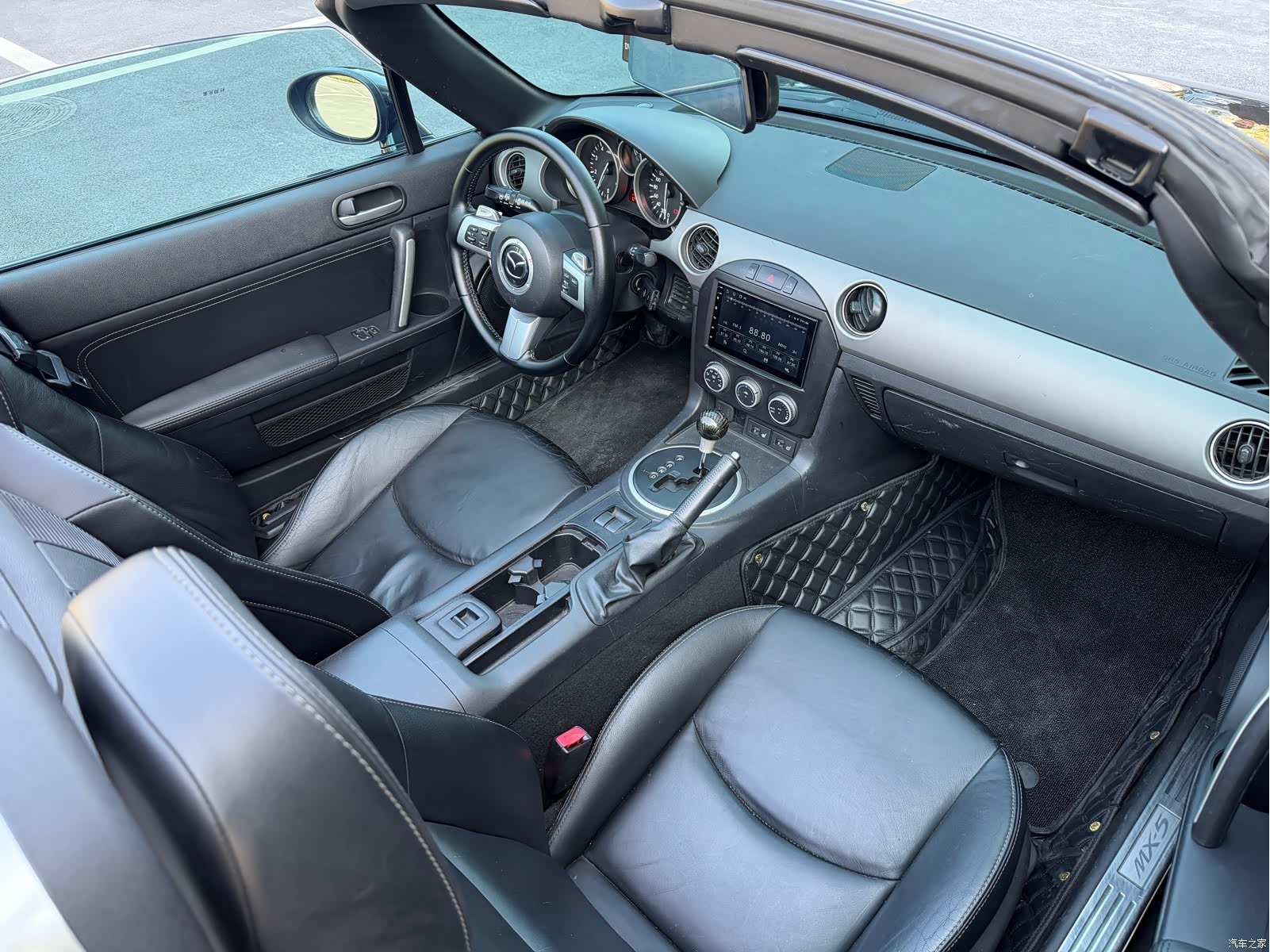 Mazda MX-5, 2010 6