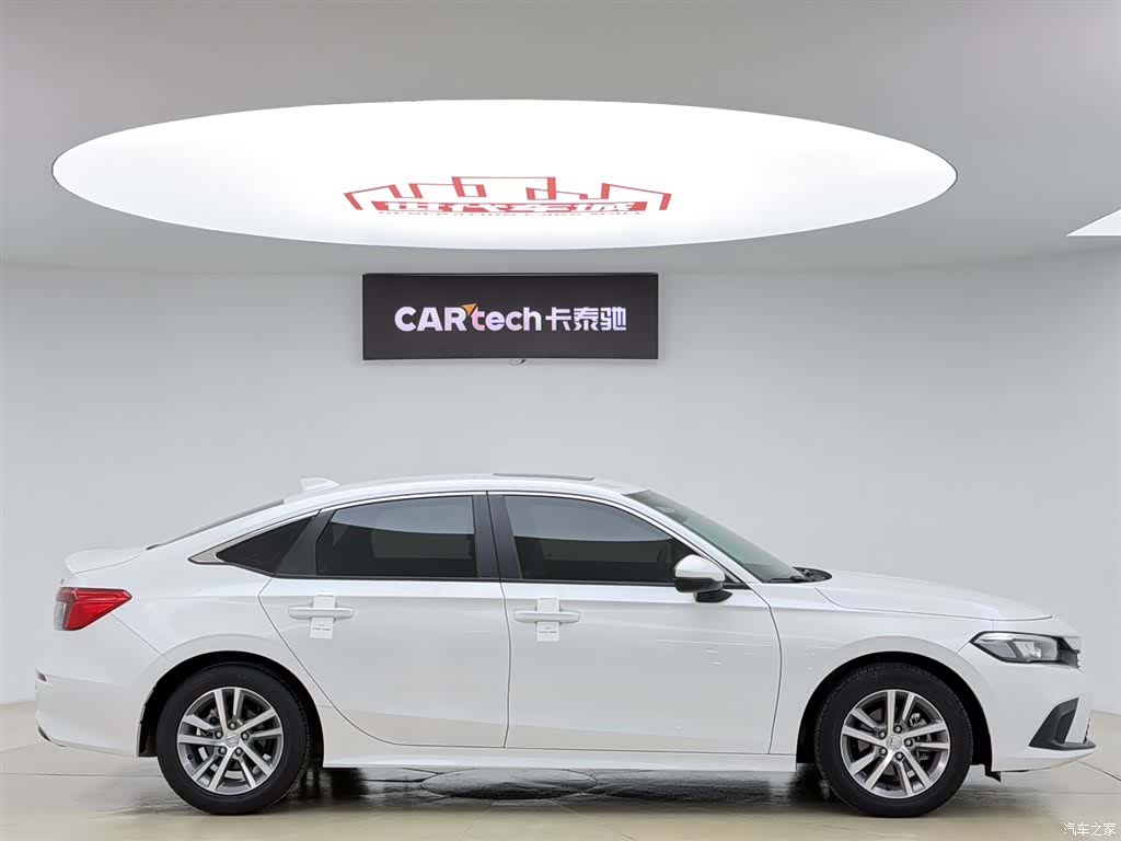 Honda Civic, 2024 4