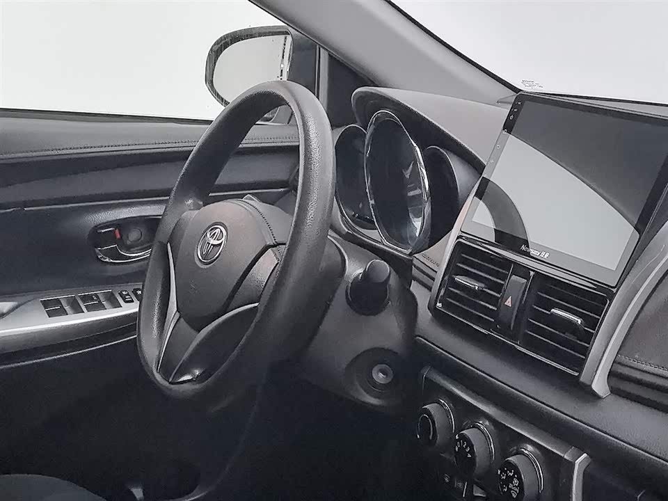 Toyota YARiS L Zhixuan