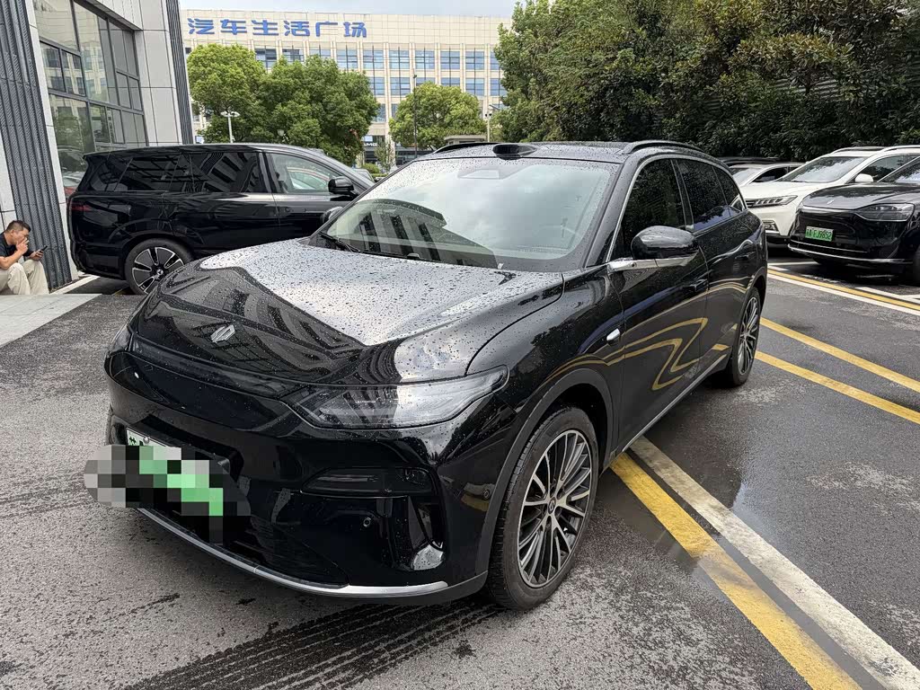 Leapmotor C11