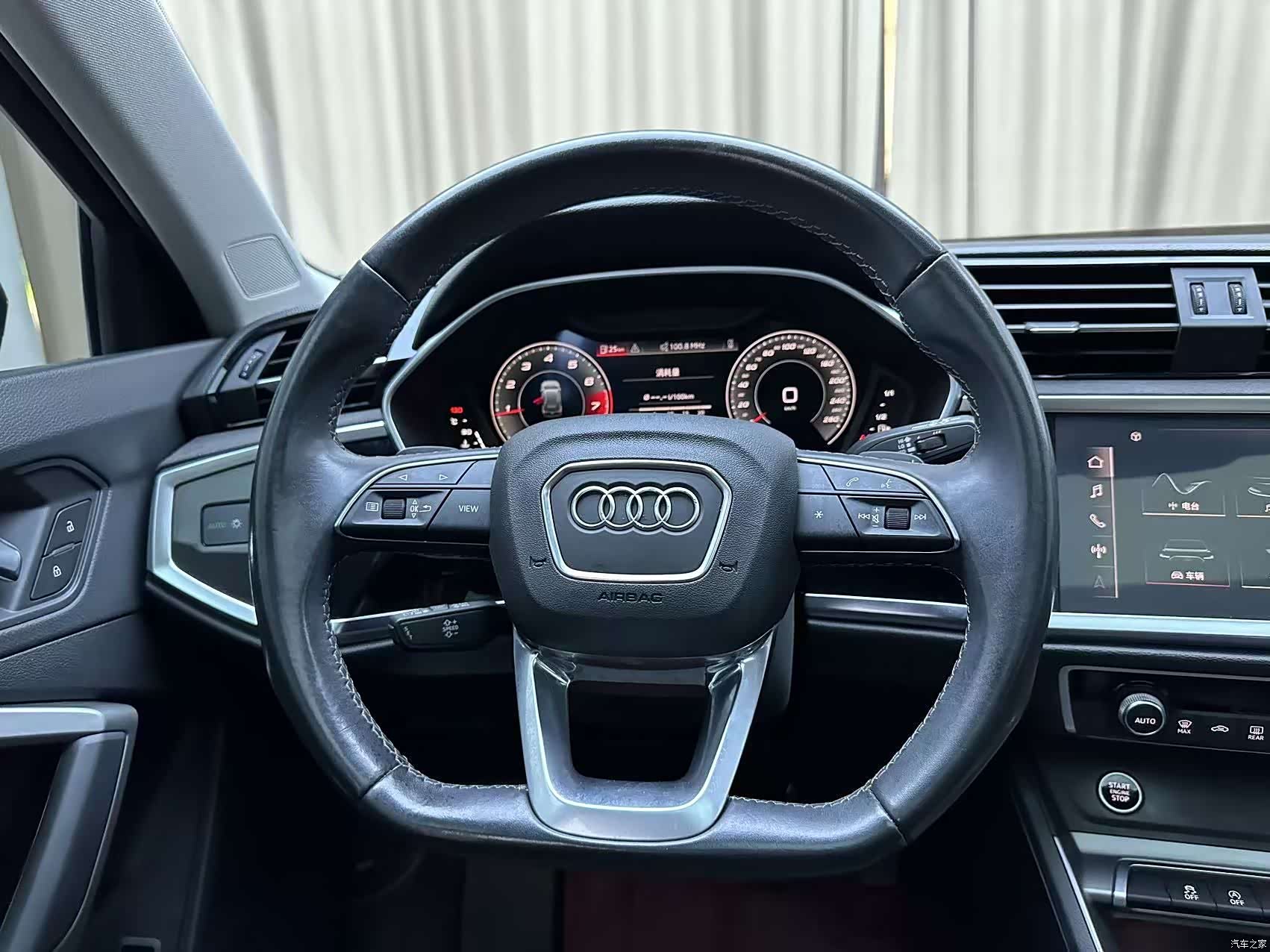 Audi Q3, 2023 11