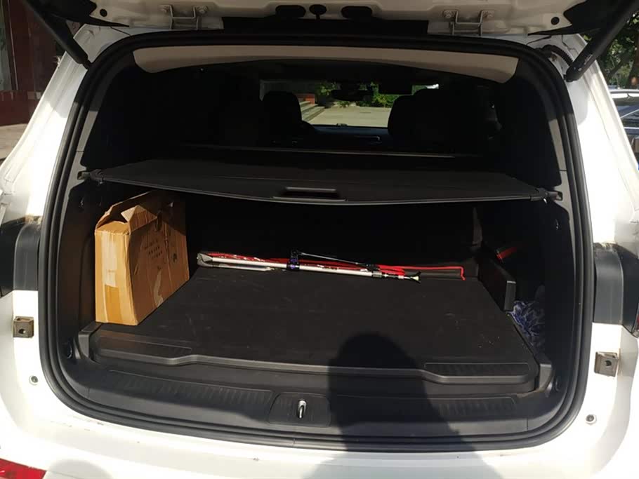 Jeep Chief Commander PHEV Jeep Chief Commander PHEV