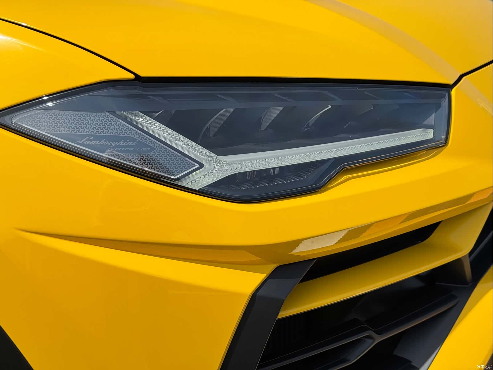 Lamborghini Urus, 2021 17