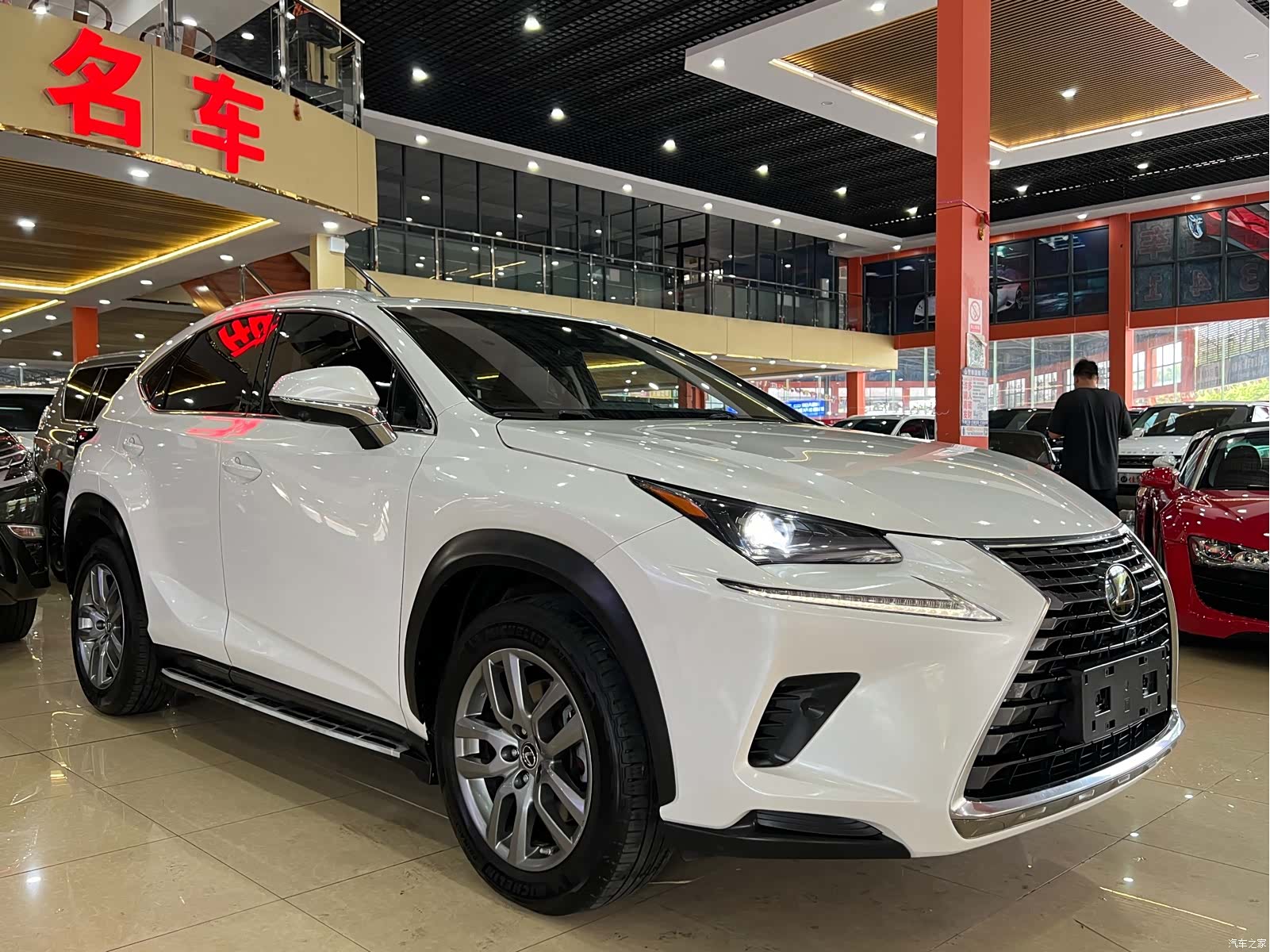 Lexus NX, 2018 3