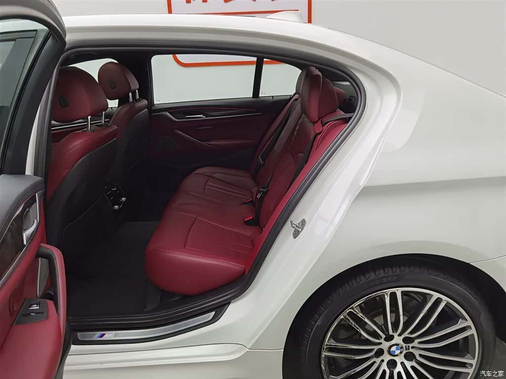 BMW 5 Series, 2018 15