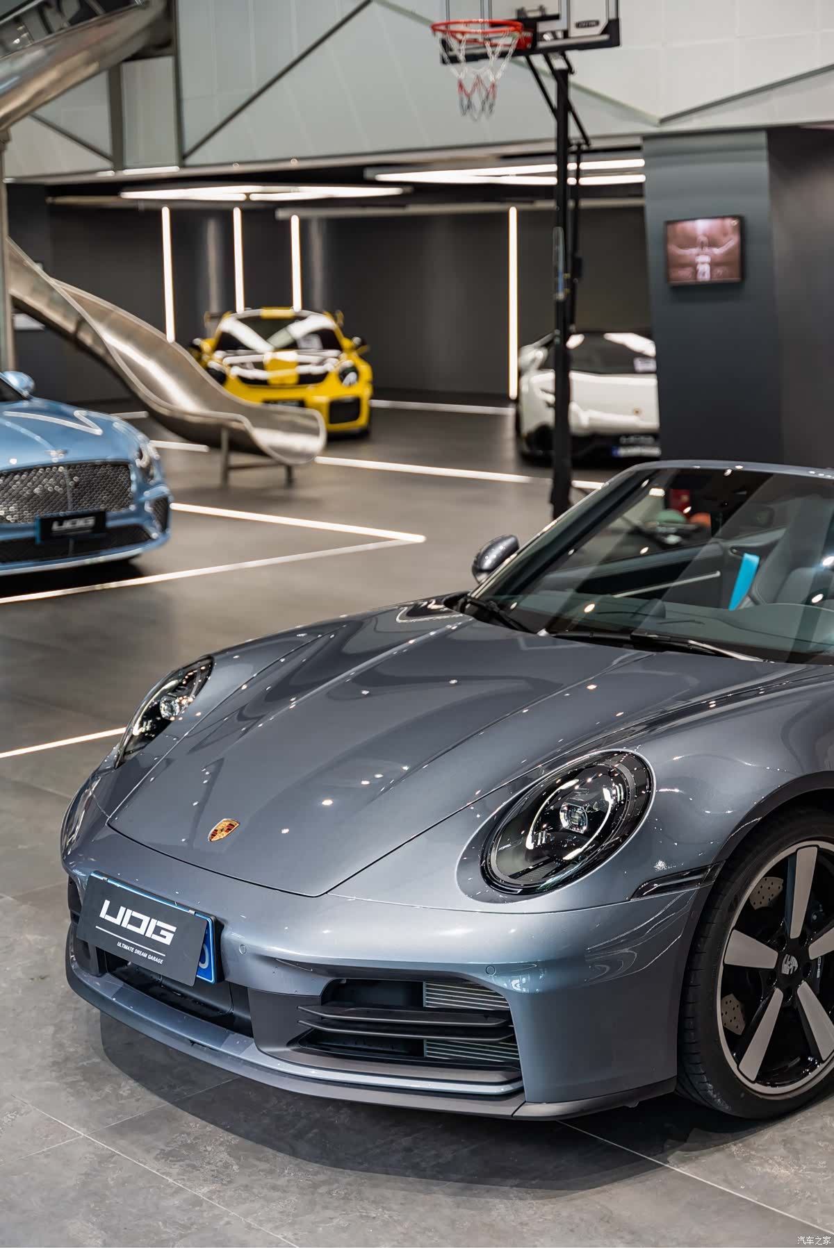 Porsche 911, 2025 6