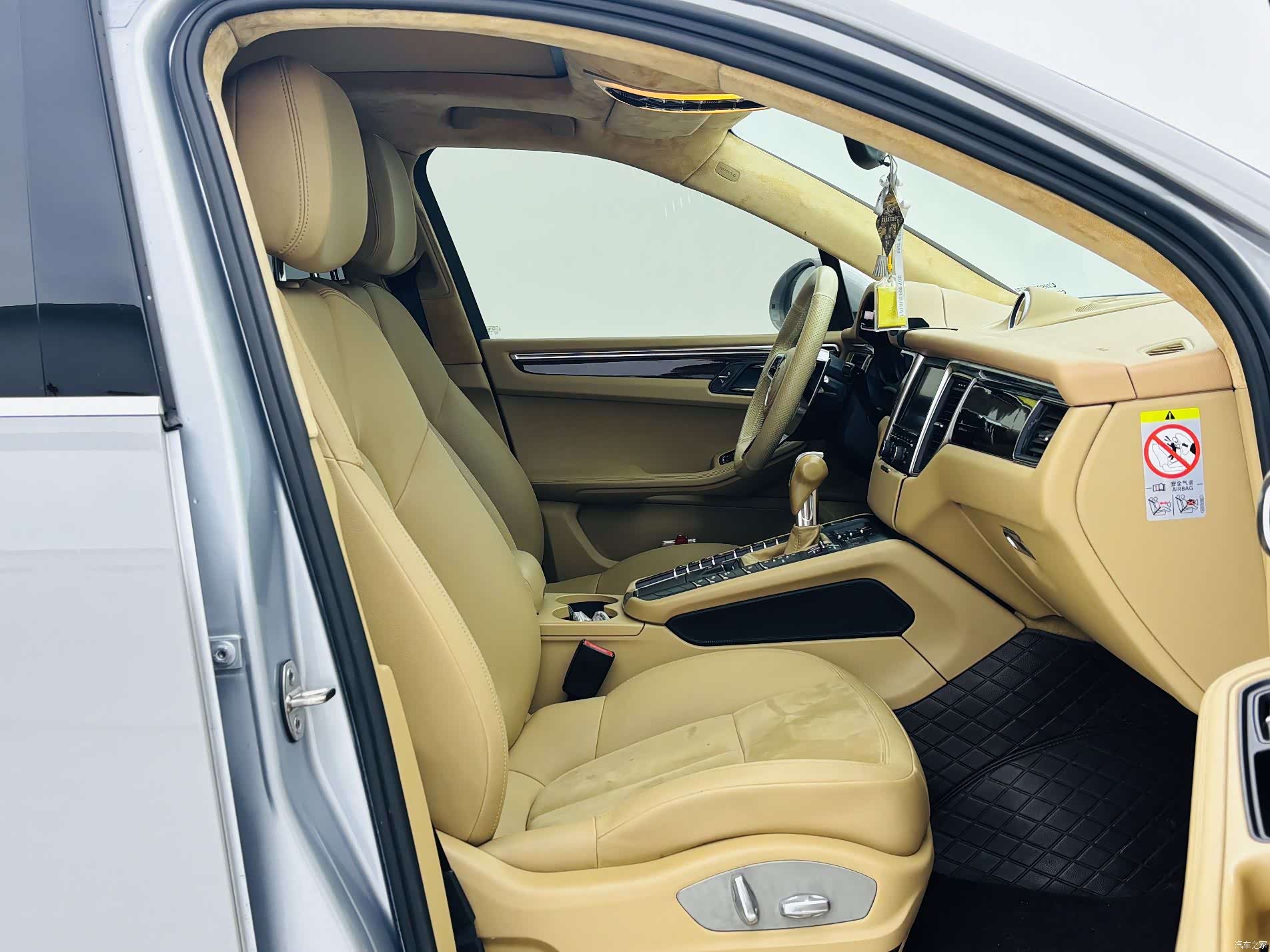Porsche Macan, 2015 16