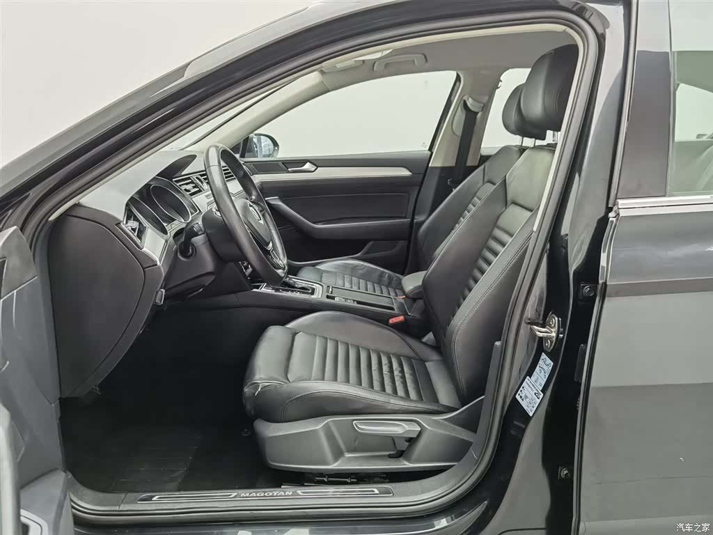 Volkswagen Magotan, 2017 10