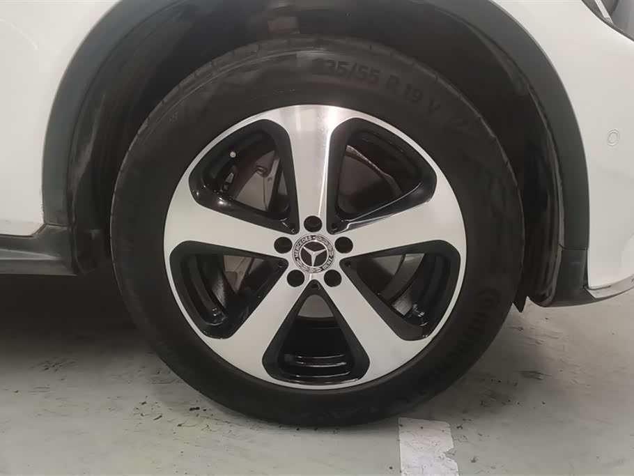 Mercedes-Benz GLC Mercedes-Benz GLC
