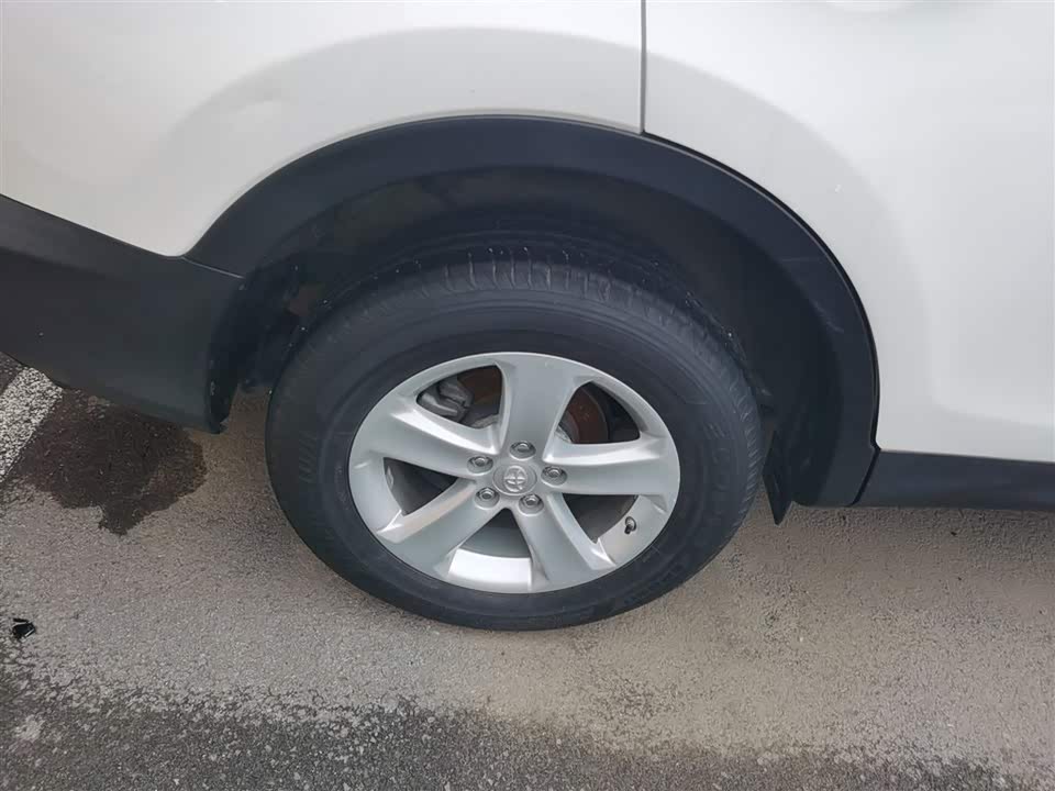 Toyota RAV4 Rongfang