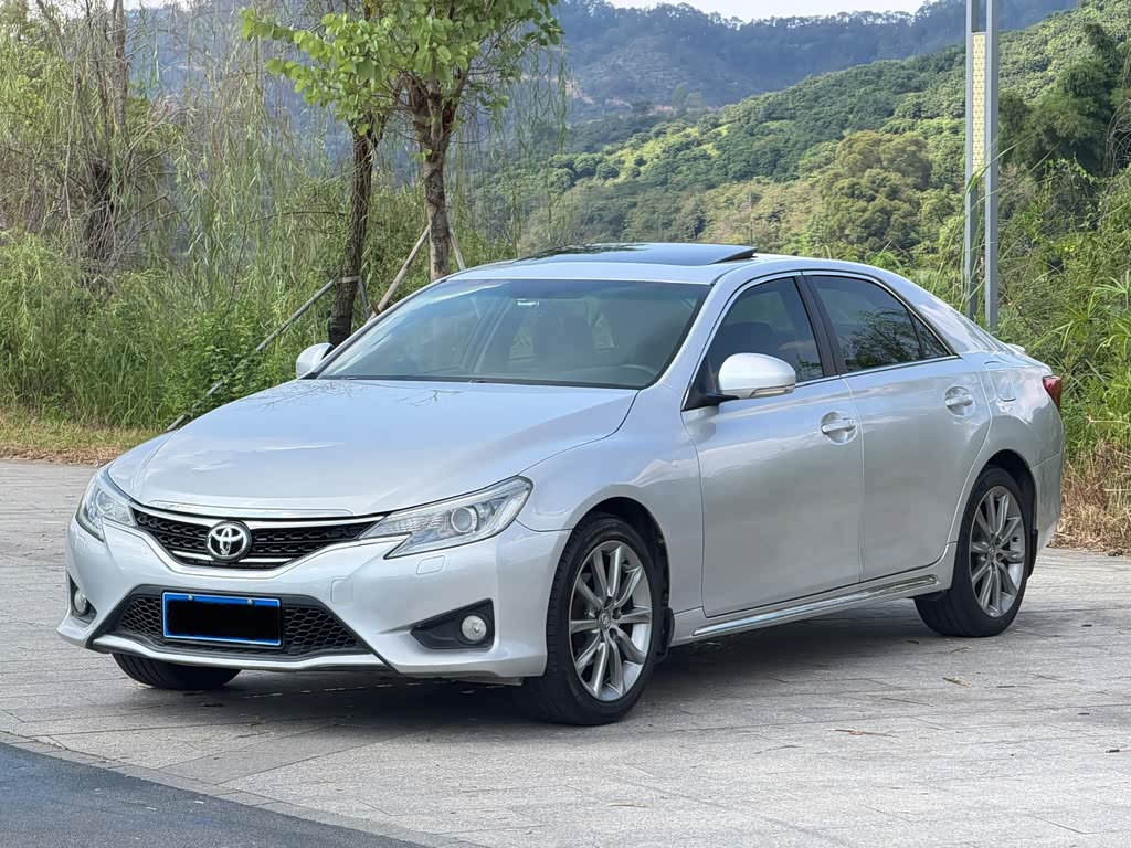 Toyota Reiz 2013 2.5V
